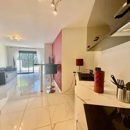 Studio Barok Proche Autoroute, Plages Et Attractions, Wifi - Tv, Calme Bessan Exterior photo