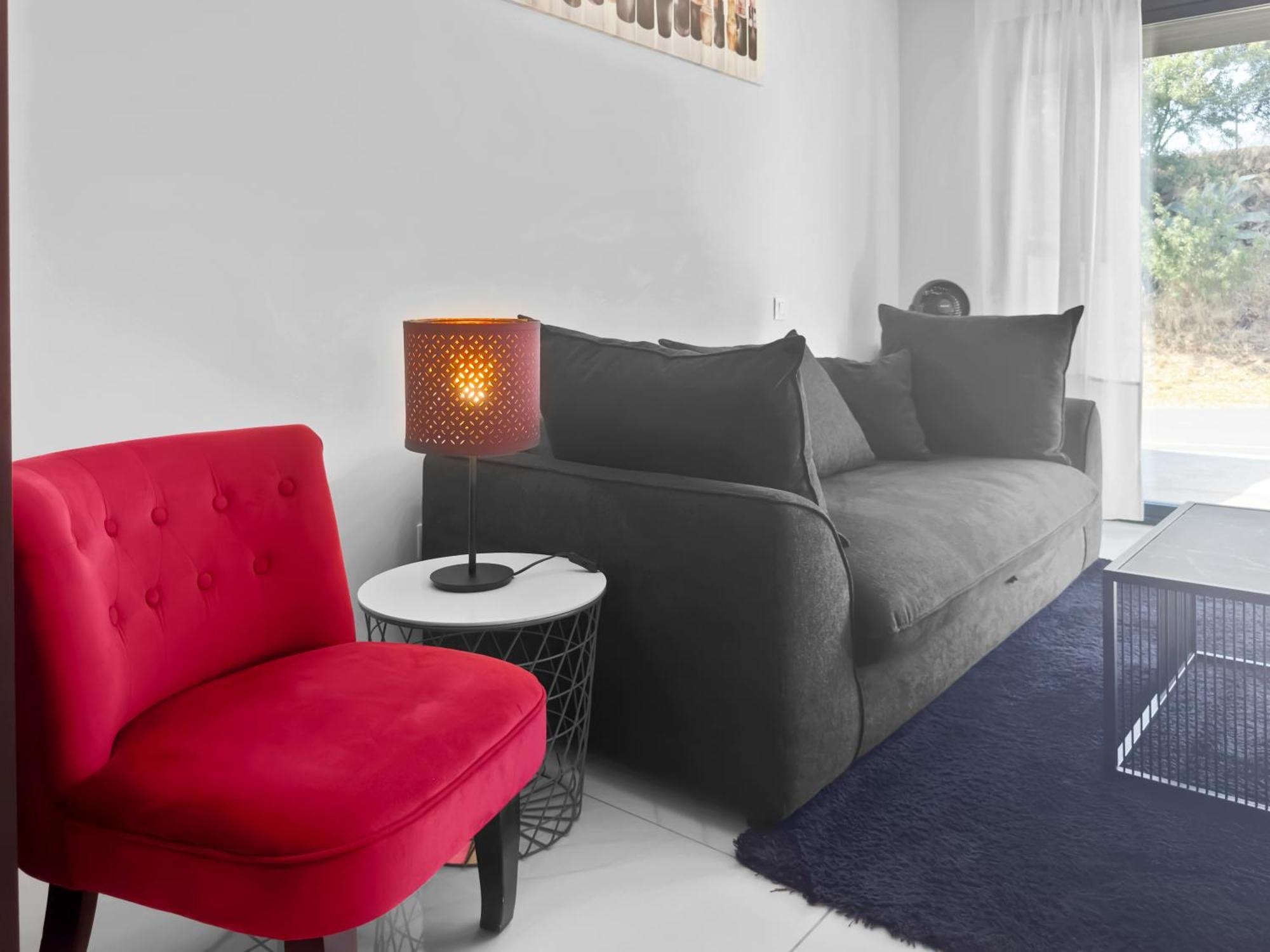 Barok Proche Autoroute, Plages Et Attractions, Wifi - Tv, Calme Apartment Bessan