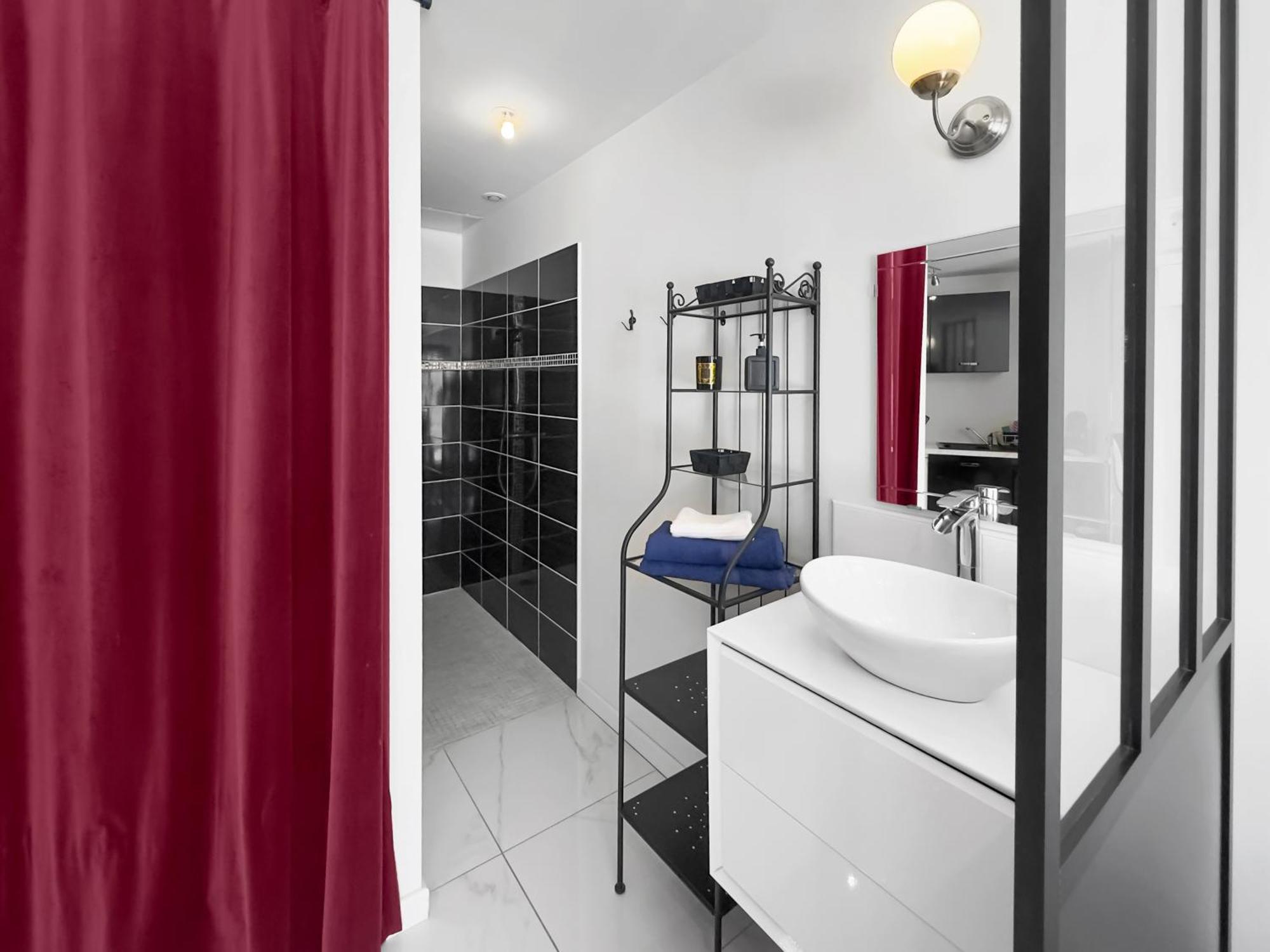 Apartment Barok Proche Autoroute, Plages Et Attractions, Wifi - Tv, Calme Bessan
